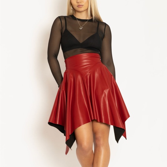 BlackMilk Clothing - Red Alert Ultra HW Waterfall Skirt - BNWT - Size S - Picture 1 of 1